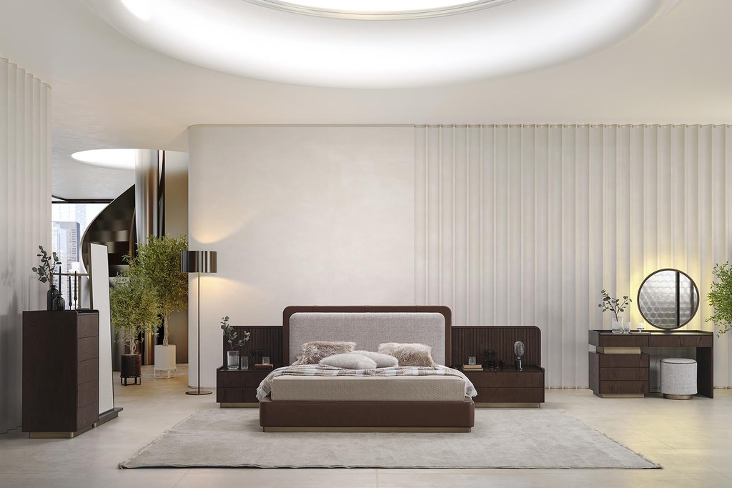 ANTIK BED WITH BASE