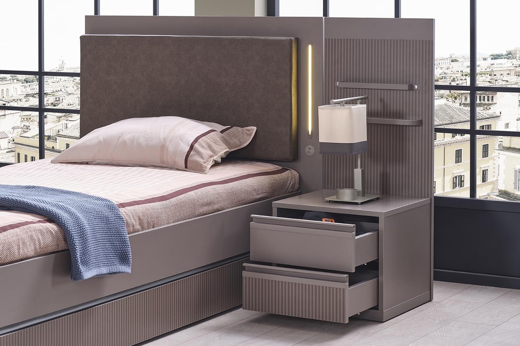 SHADOW NIGHTSTAND