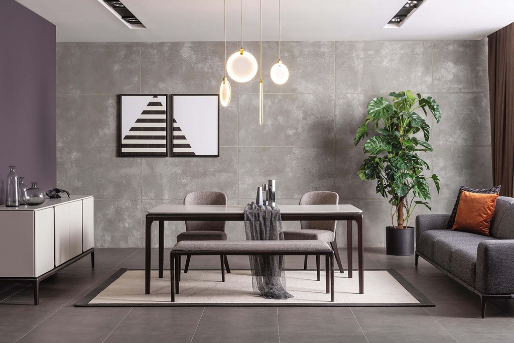 LUCCA TABLE